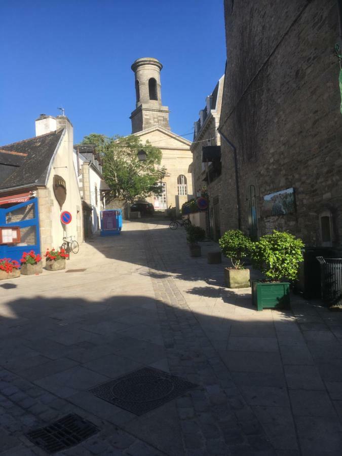 Votre Mini Maison En Plein Coeur Du Centre Ville -Terrasse - Et Parking Prive Sur Place Clos - Draps Et Menage Inclus Concarneau Kültér fotó
